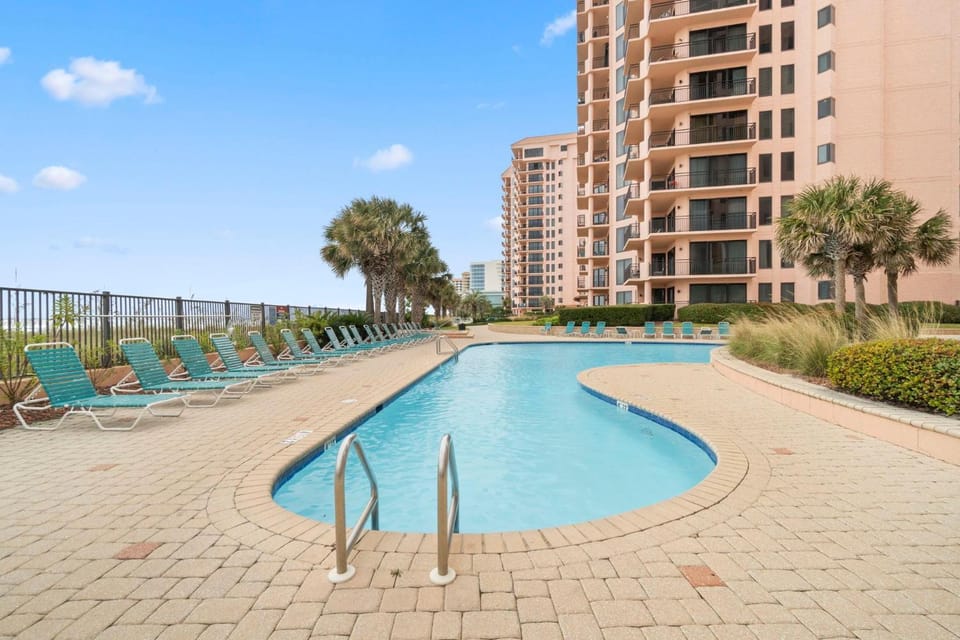 Seachase 1102W House in Orange Beach