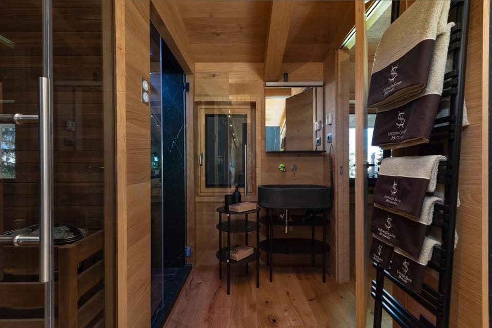 Sauna, Steam room, Bathroom, hair dryier