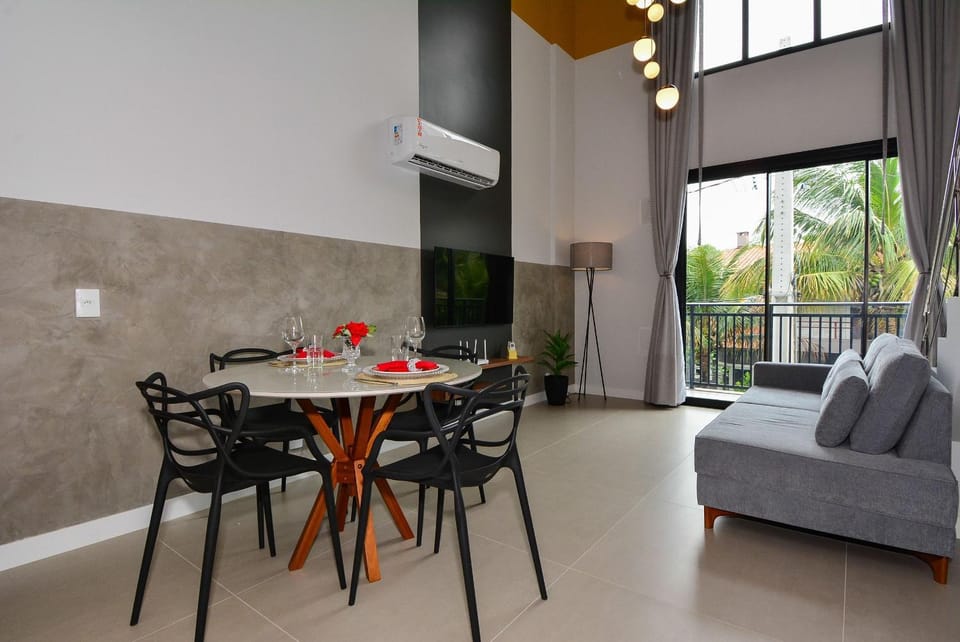 Living room, Dining area