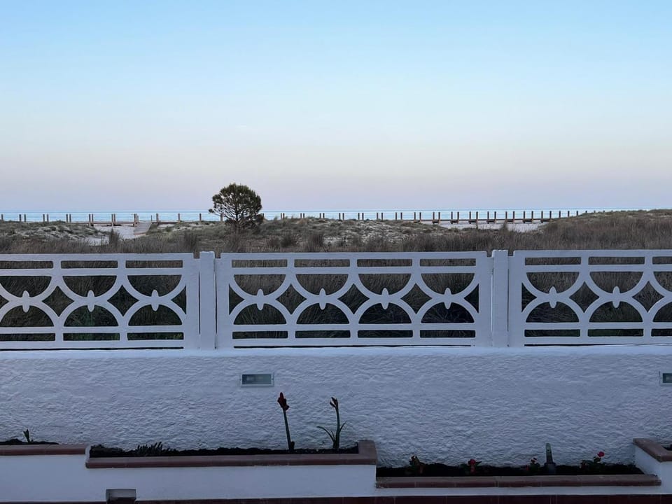 Appartamento Fronte Mare Apartment in La Caletta