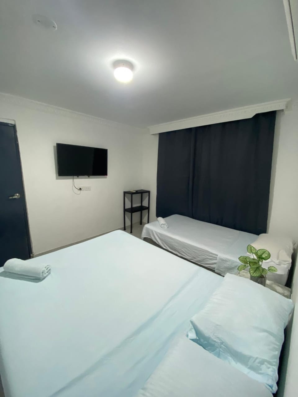 Habitación Cerca al Aeropuerto #6 Bed and Breakfast in Cartagena