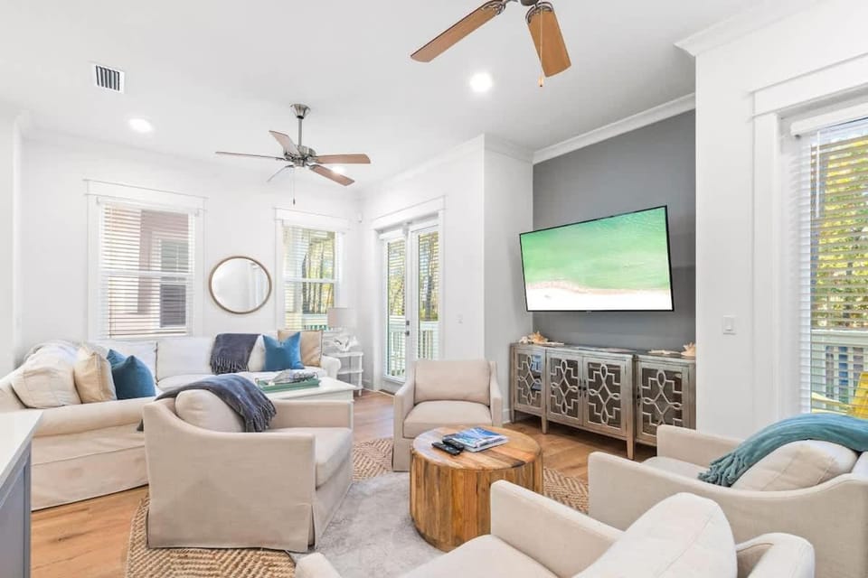 Sundrenched Sisters by Stay on 30A- Pool, Bikes, Golf Cart House in South Walton County