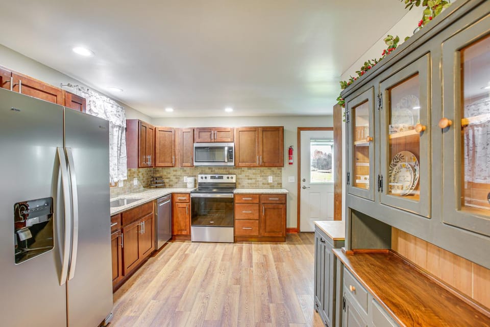4 Mi to Kentucky Downs: Countryside House House in Tennessee