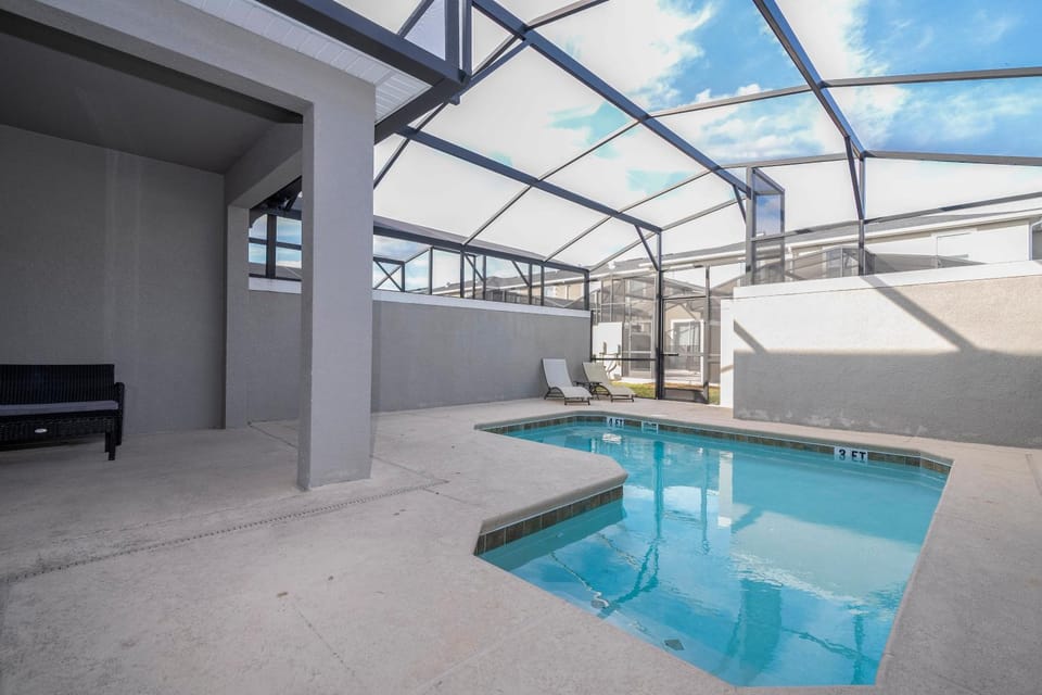 Pool view, Swimming pool