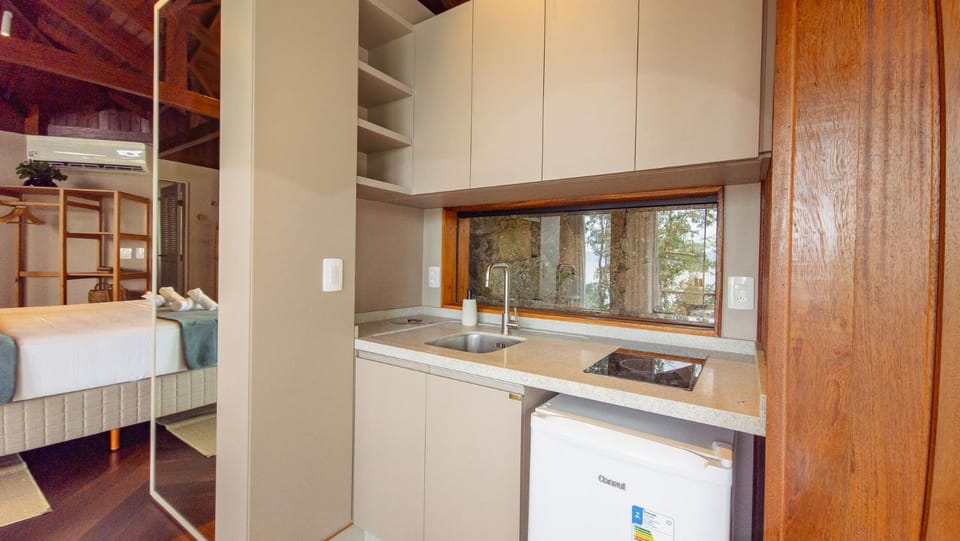 Bangalô Pé na Areia com Piscina MK5729 Apartment in Florianopolis