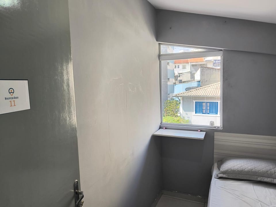 quarto privativo feminino proximo a expo e metro congonhas Hostel in Sao Paulo City