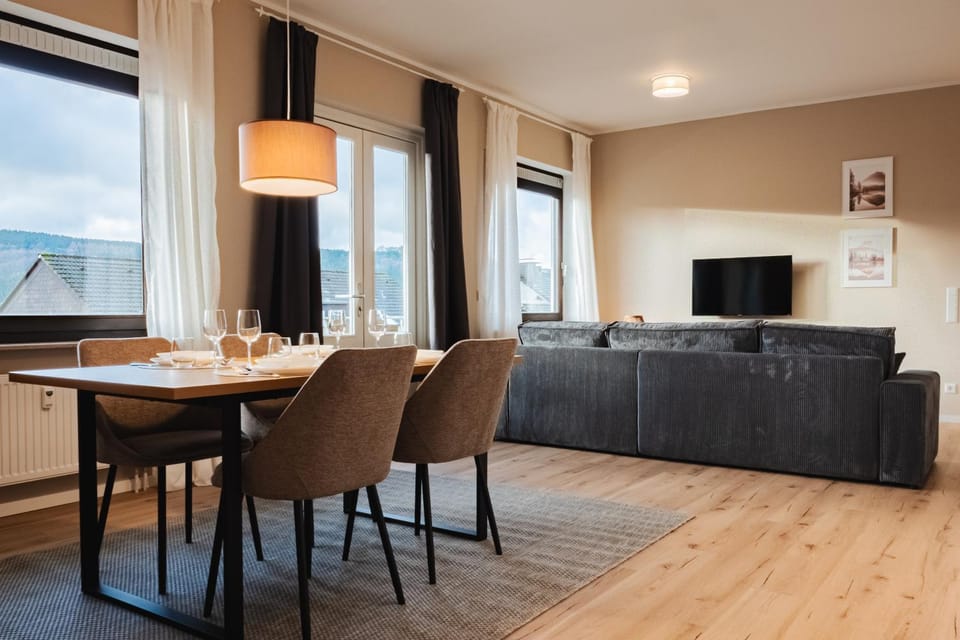 Living room, Dining area