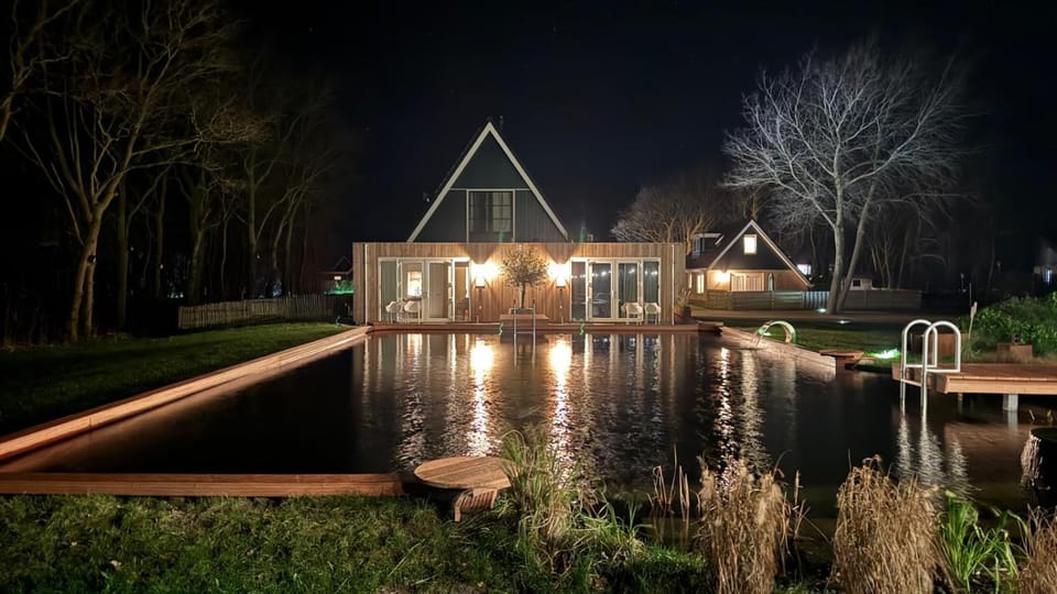 Property building, Swimming pool