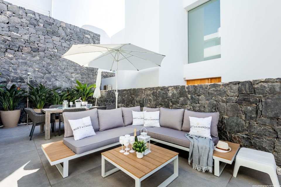 Patio, Day, View (from property/room), Balcony/Terrace, Balcony/Terrace, Living room, Seating area, Dining area, sunbed
