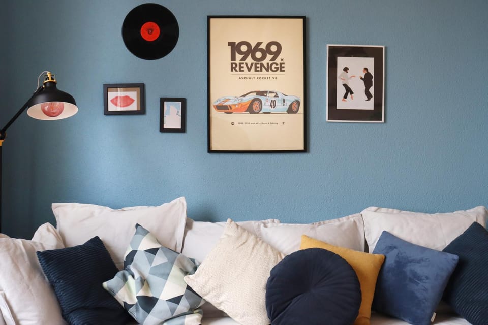 Living room, Decorative detail, Seating area