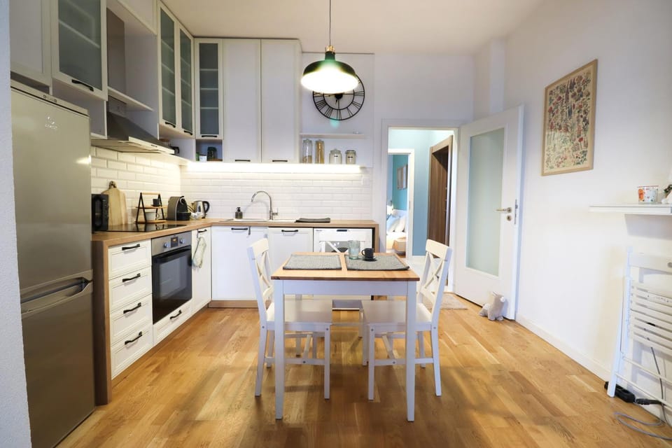 Dining area, dishwasher, oven