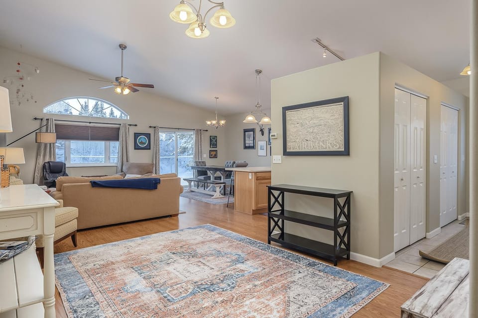 'Wondrous Willow' Dog-Friendly Home in Fairbanks! House in Fairbanks