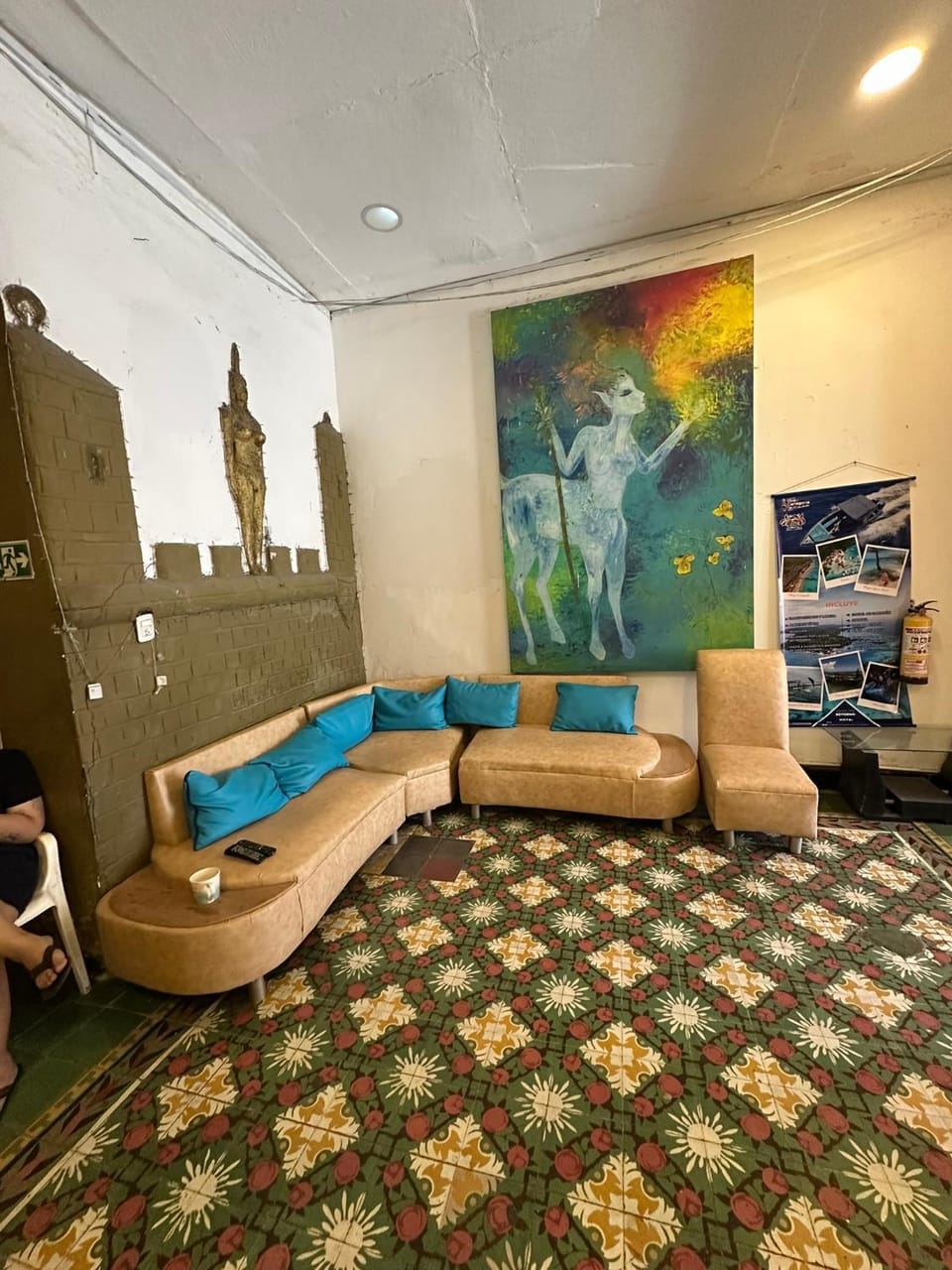 TV and multimedia, Living room, Seating area, Internal: Not applicable to any particular room