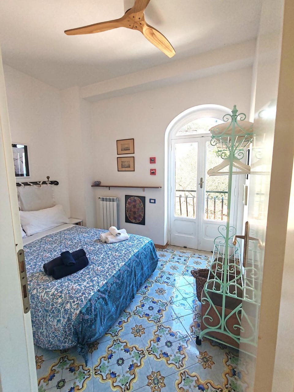 View (from property/room), Bedroom, Garden view
