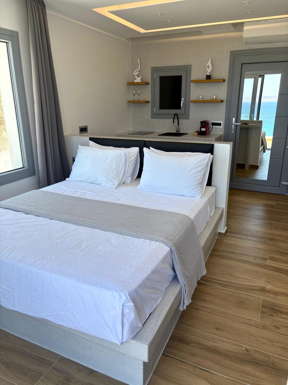 DIA suites collection Apartment in Naxos, Naxos and Lesser Cyclades, Greece