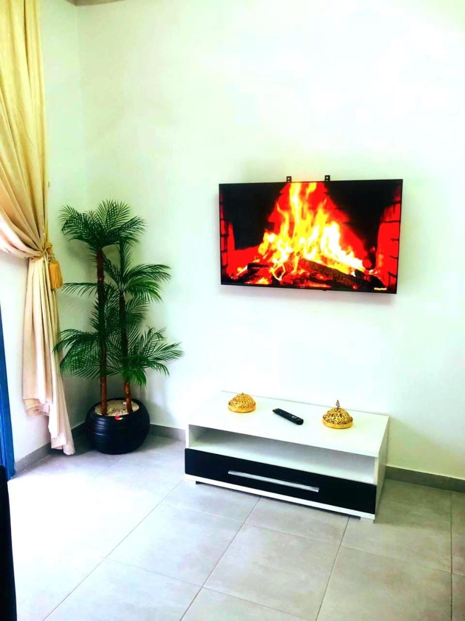 Communal lounge/ TV room, TV and multimedia, Evening entertainment, flat iron