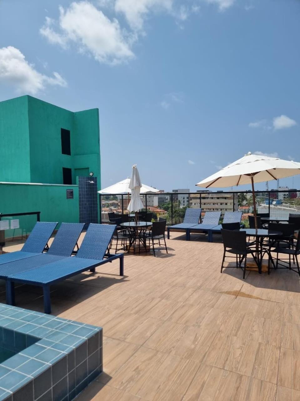 Property building, Balcony/Terrace