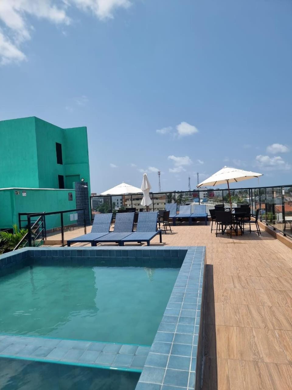 Pool view, Swimming pool, sunbed