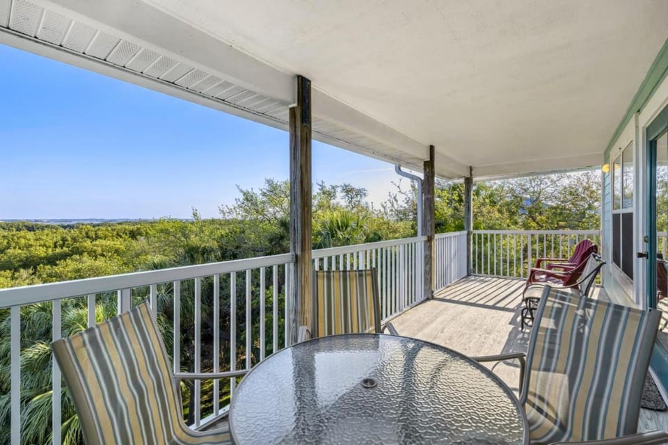 Top Floor Hideout C304 NL House in Cedar Key