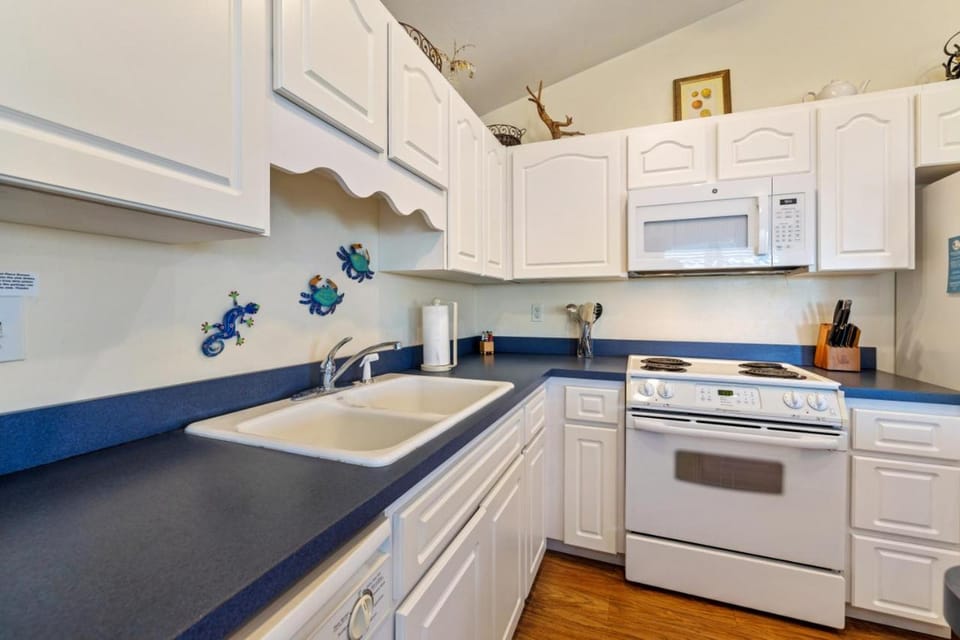 Above the Rest Condo B301 Natures Landing House in Cedar Key