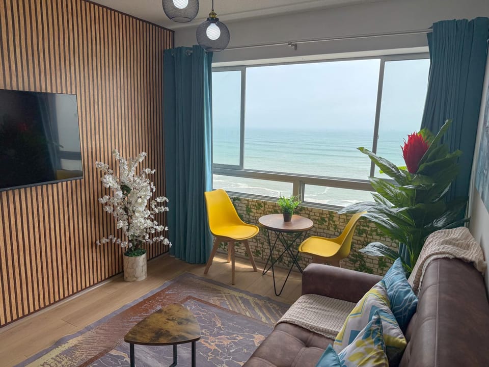 Natural landscape, TV and multimedia, View (from property/room), Balcony/Terrace, Living room, Seating area