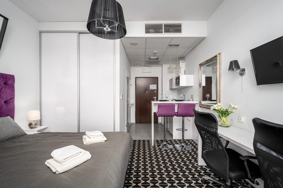 TV and multimedia, Dining area, towels, air conditioner
