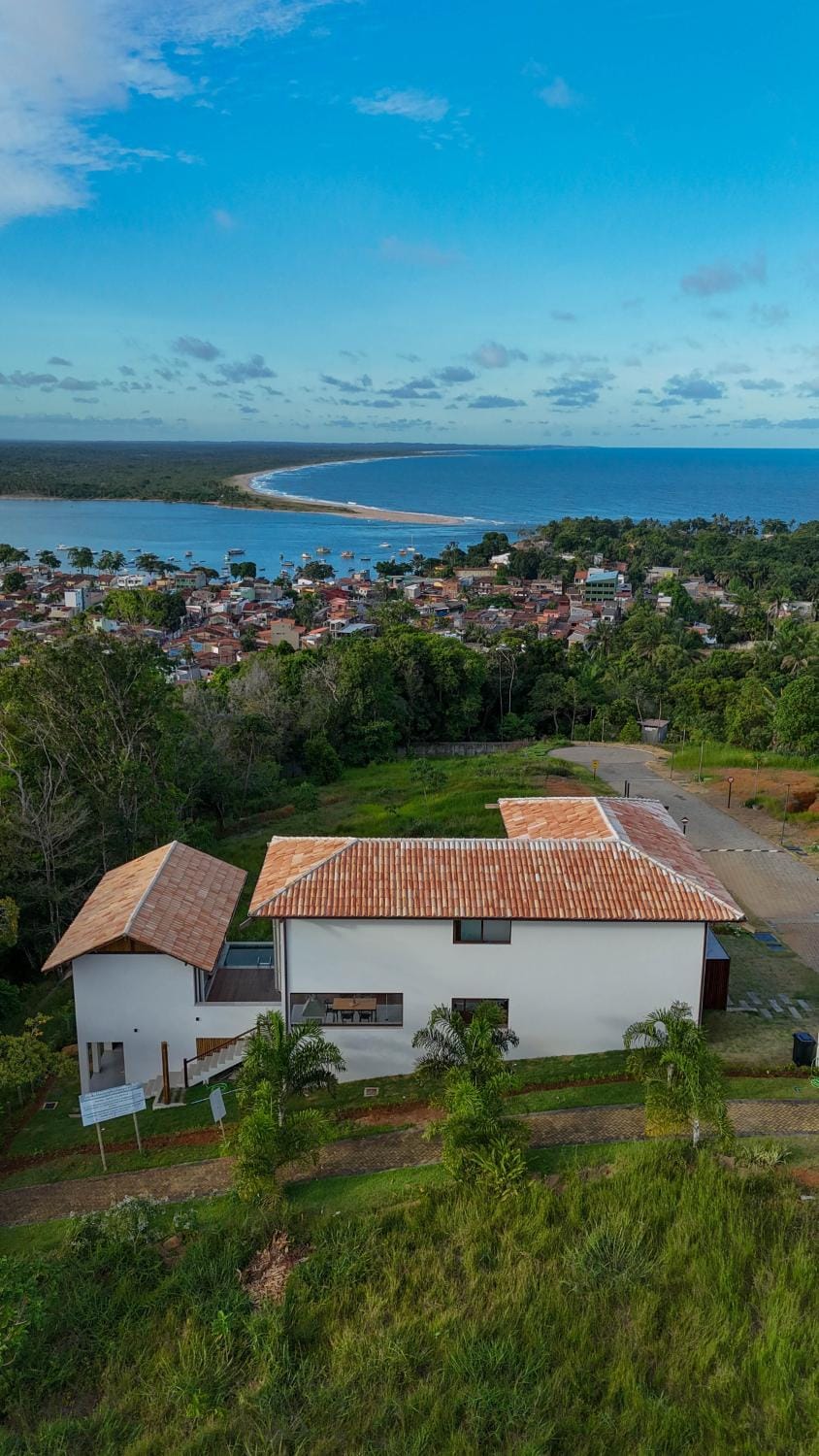 Luxury Villa Sea & River Views 5min to Pituba Villa in Itacaré