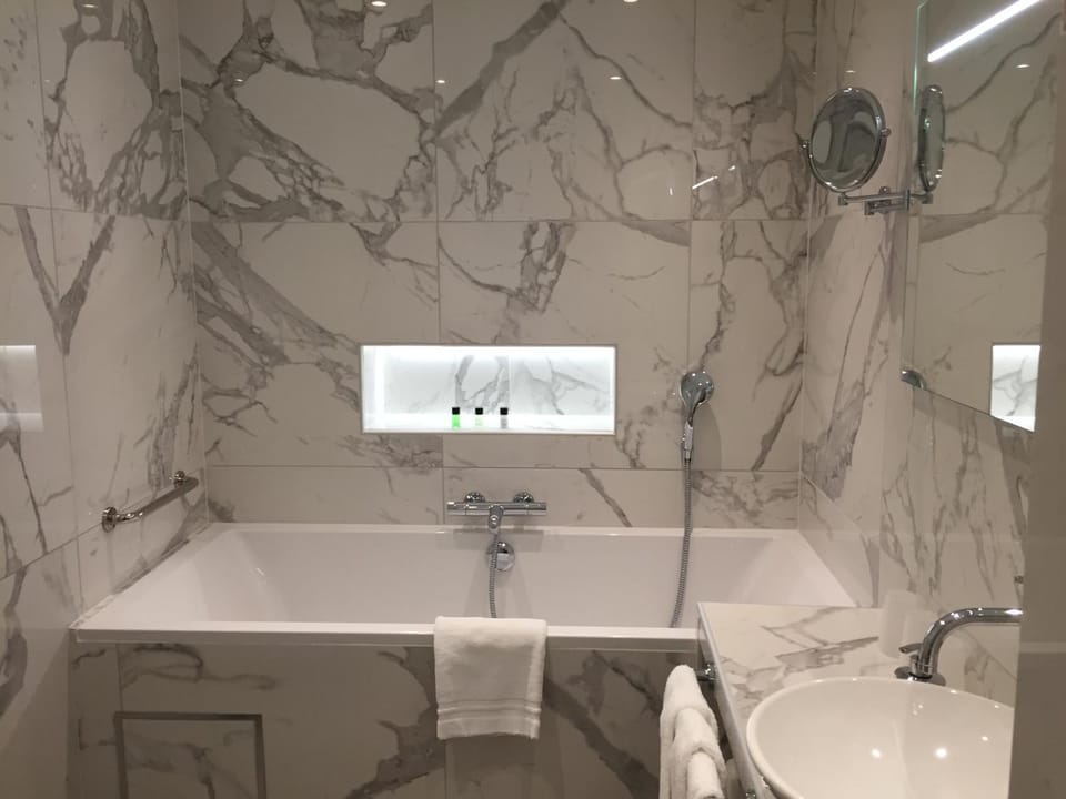 Bathroom, Bath