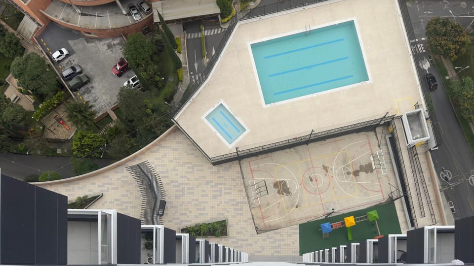 3BR Stunning 19th Floor Views Pool Sabaneta Apartment in Sabaneta