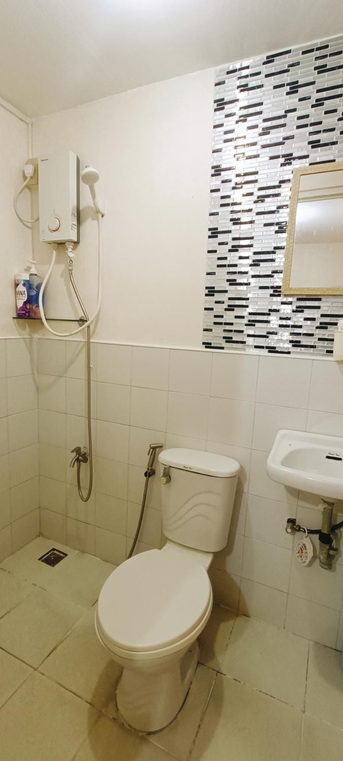 Shower, Toilet, Bathroom, bidet
