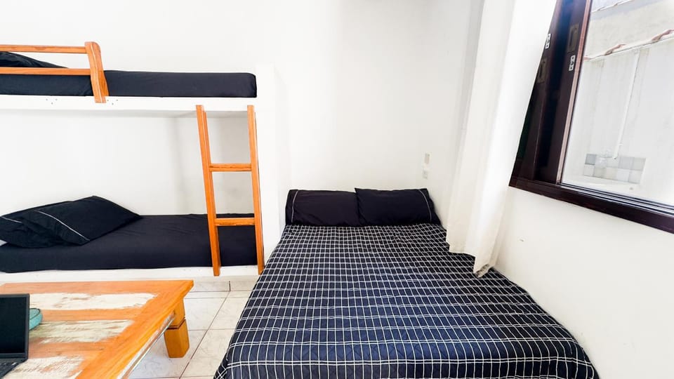 Apartamento a 150 metros do MAR UBATUBA Apartment in State of São Paulo