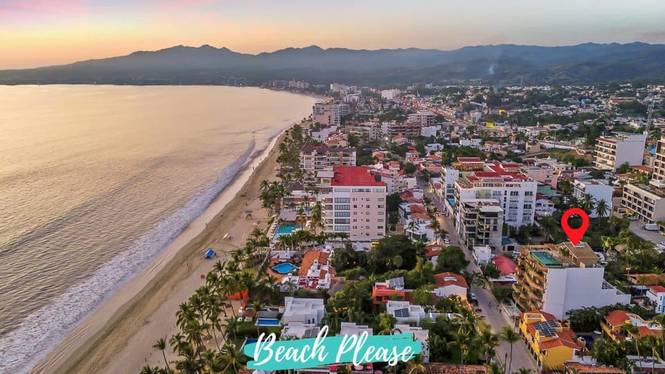 Musa in Golden Zone - 2 Blocks to Beach Apartment in Bucerias