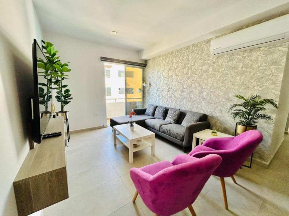 Communal lounge/ TV room, Seating area