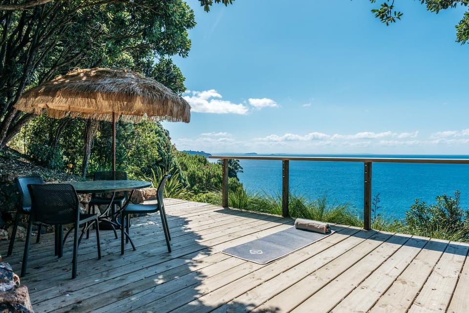 Belle Cove Studio, Spectacular Sea Views - Be My Guest House in Auckland Region