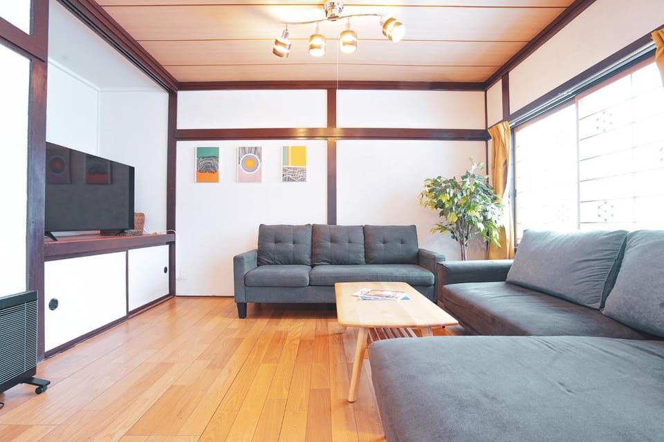 South Furano House -15 mins drive to ski field- House in Furano
