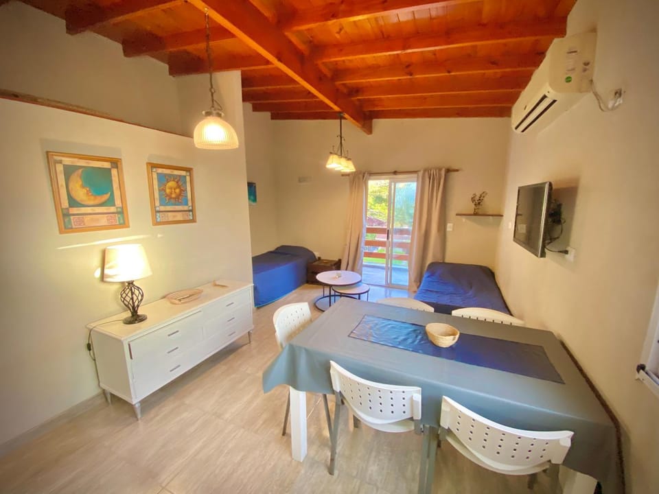 TV and multimedia, Living room, Dining area, air conditioner