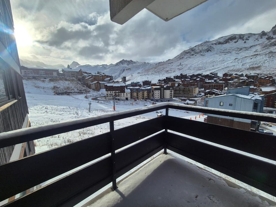 Appartement rénové avec balcon, au pied des pistes à Tignes - FR-1-502-592 Apartment in Tignes