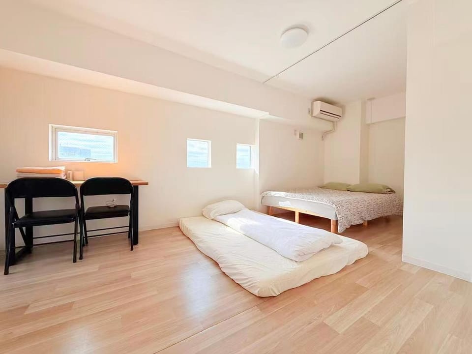 Shinjuku Kabuki Youth Hostel#New Sunshine Room#50 second walk from Higashi Shinjuku subway#Automatic locking door at entrance#新宿1 Apartment in Shinjuku