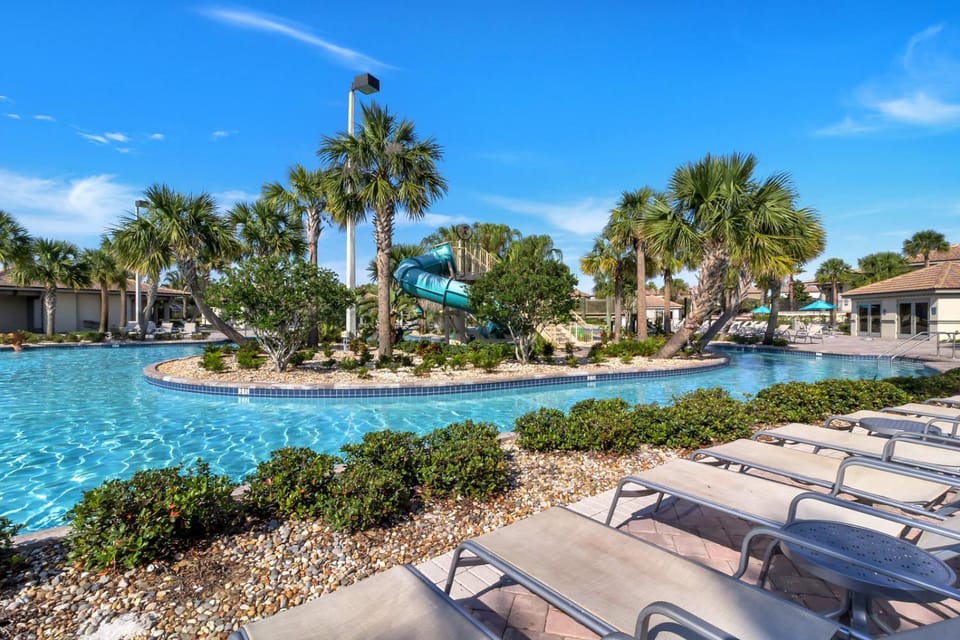Luxury 8 Bedroom 5 bath private pool Home 212 House in Four Corners