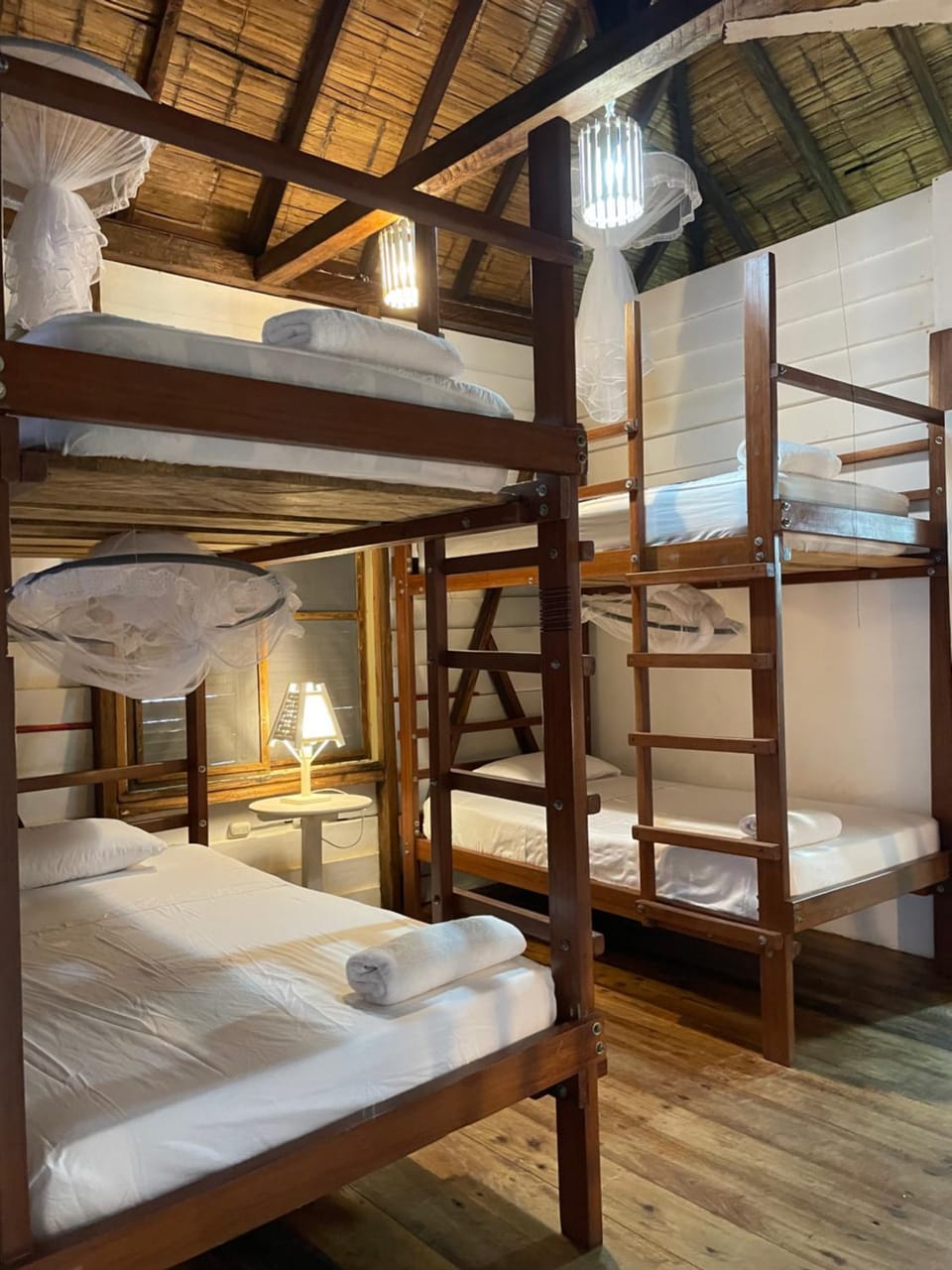 Bed, Photo of the whole room, Bedroom, bunk bed, towels