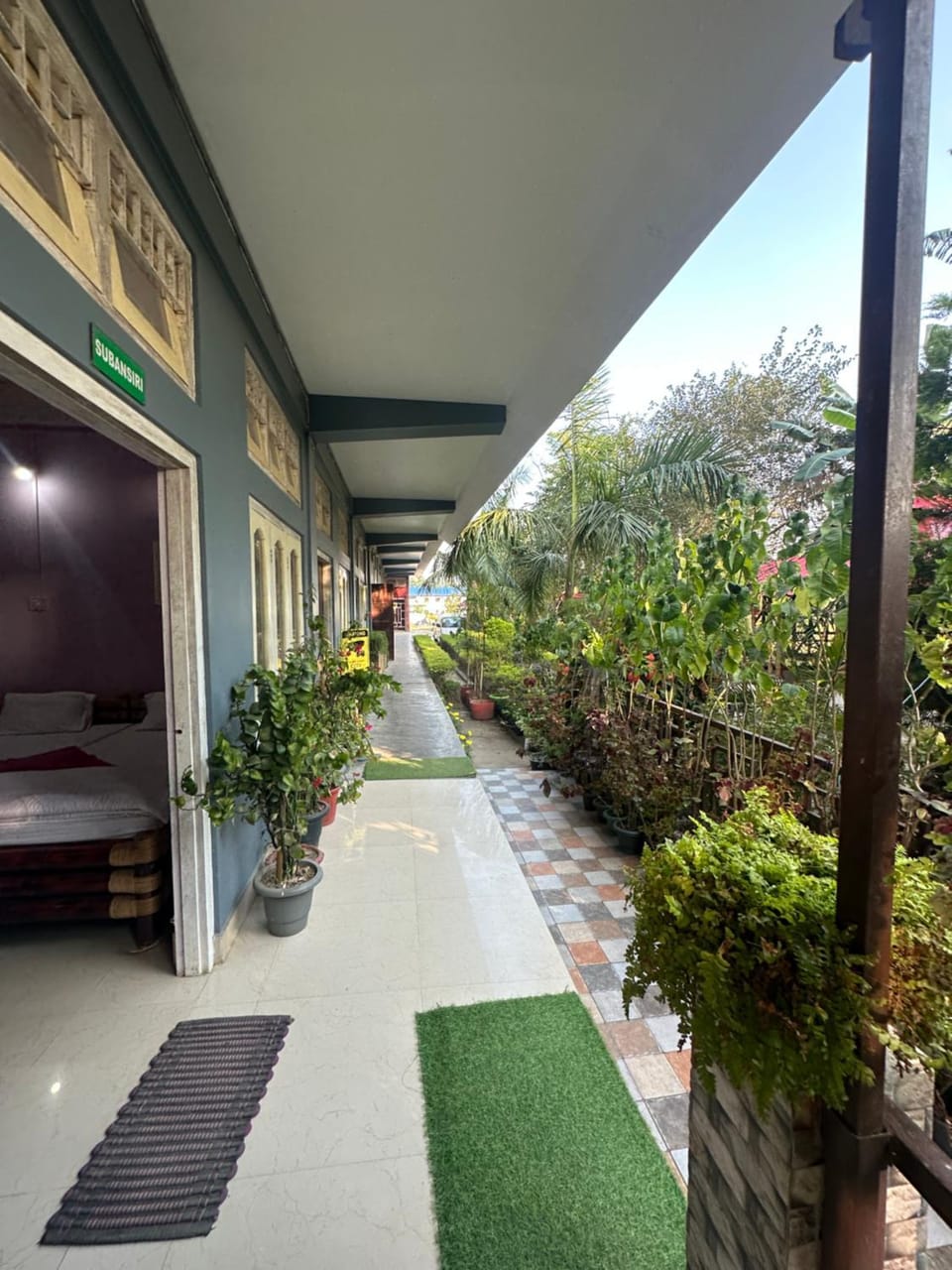 Property building, Spring, Day, Garden, Garden view