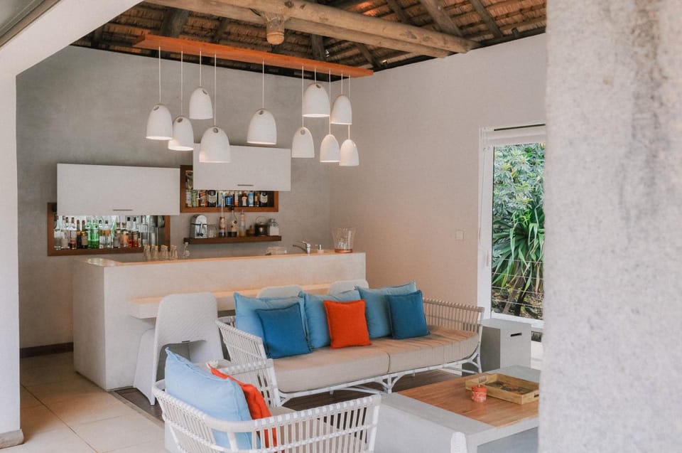 Lounge or bar, Seating area