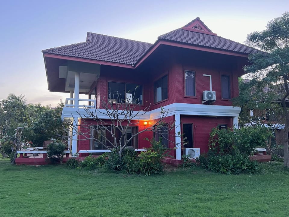 Property building, Garden