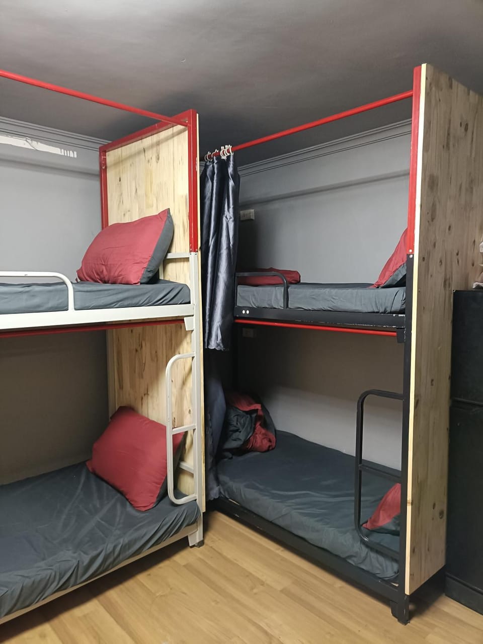 Viet Vintage Hostel n Pub - Soft mattress - Free beer on Wed,Thu,Fri,Sat Hostel in Hanoi