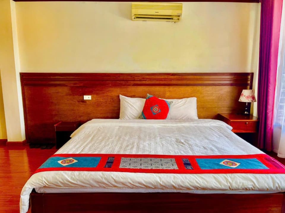 Fuji sapa central hostel Vacation rental in Laos