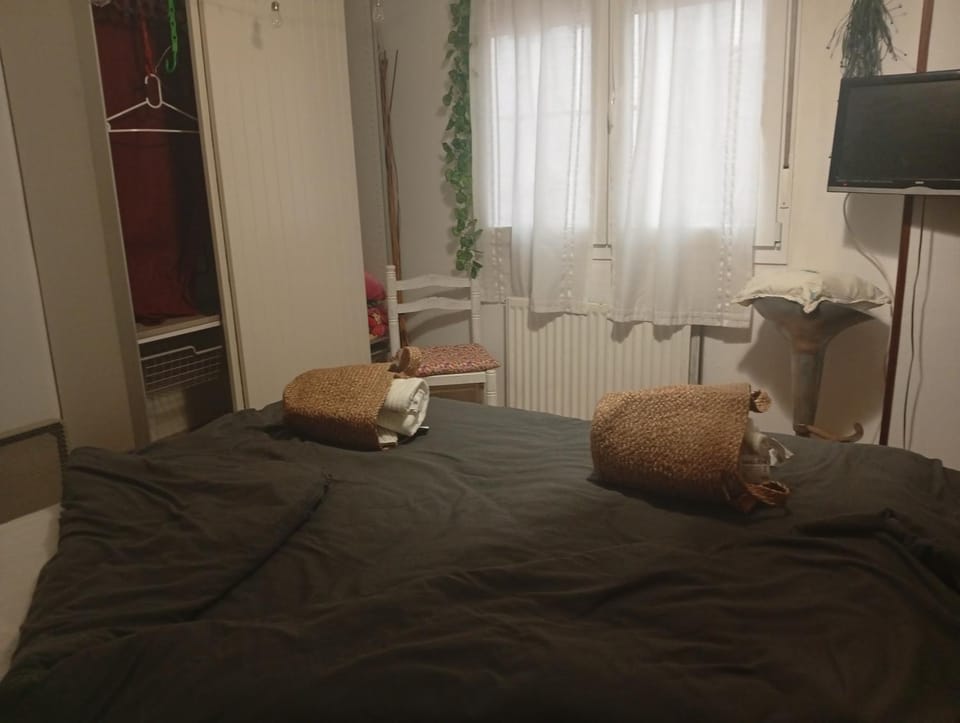 Gascona con Deli Vacation rental in Oviedo