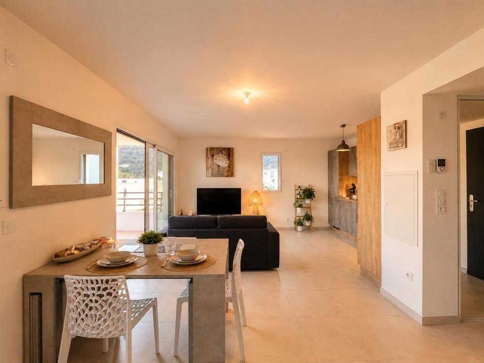 Charmant T3 dans une résidence neuve avec piscine Apartment in Calvi