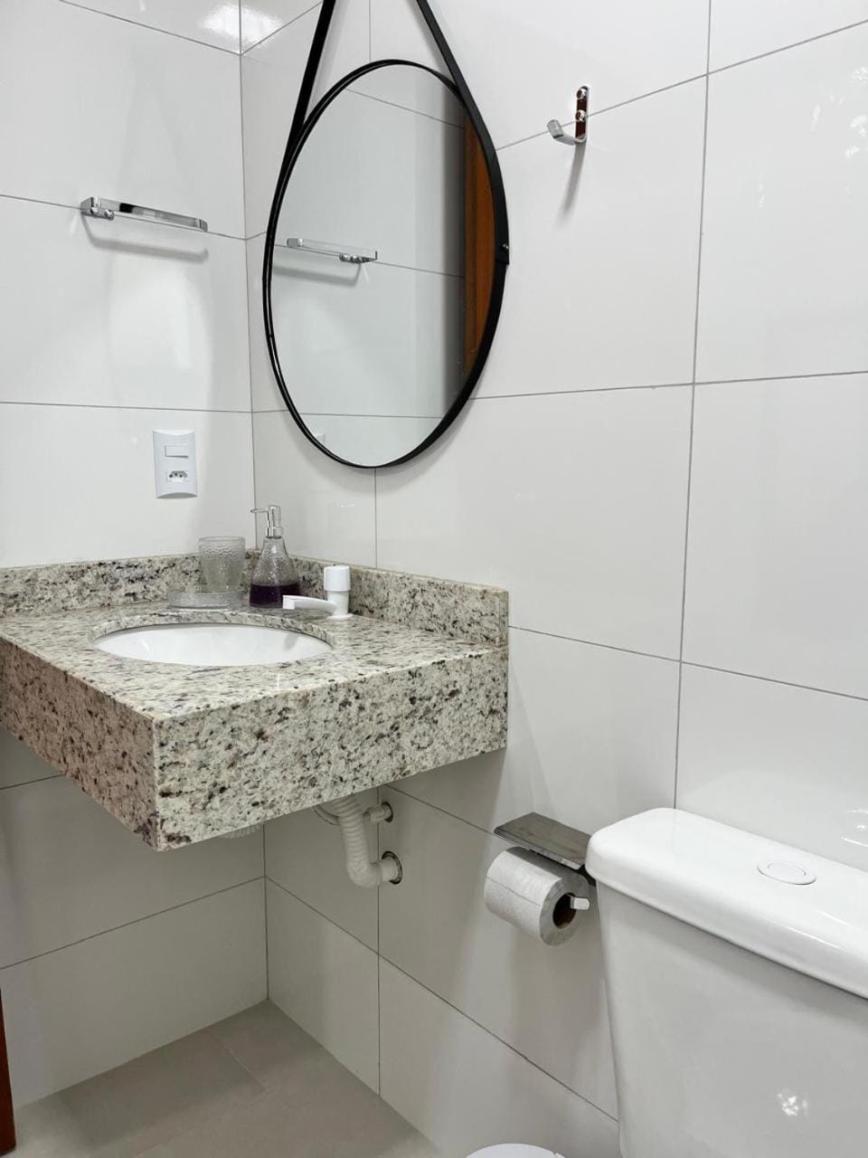 Vida boa 4 - Apto confortável a 150mts Praia do Sonho Apartment in Florianopolis