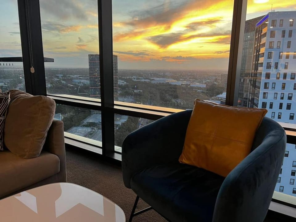 2B+Study Sky Level in Sydney Olympic Park Apartment in Sydney