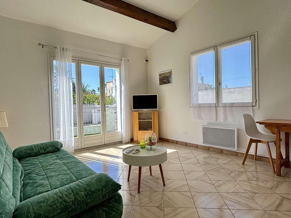 Appartement 2 pièces - 4 personnes - Latour Bas Elne AR000-L01 Villa in Saint-Cyprien